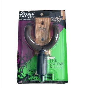StringSwing guitar holder
